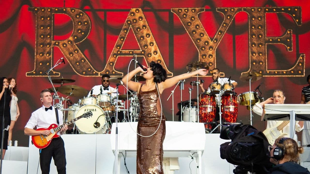 RAYE Live at Reading and Leeds Festival