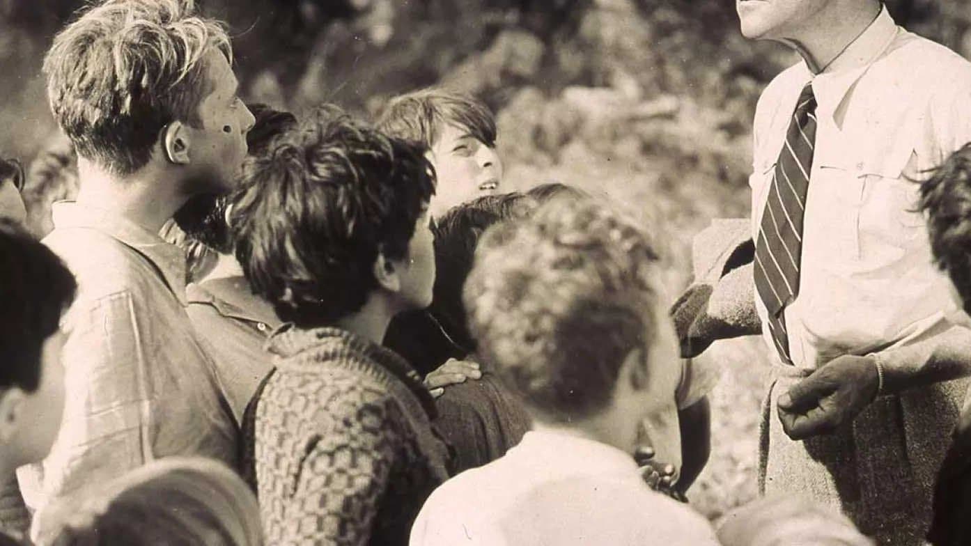 Generals Without Buttons