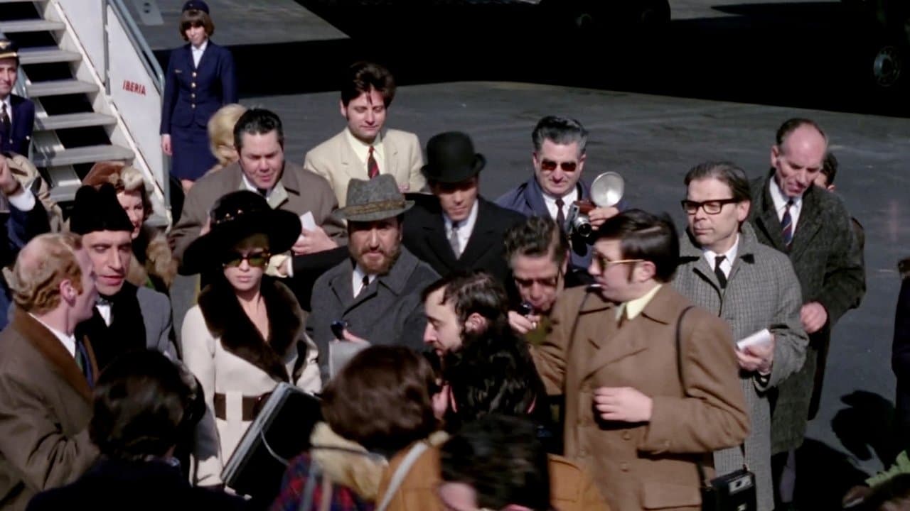 Carola de día, Carola de noche