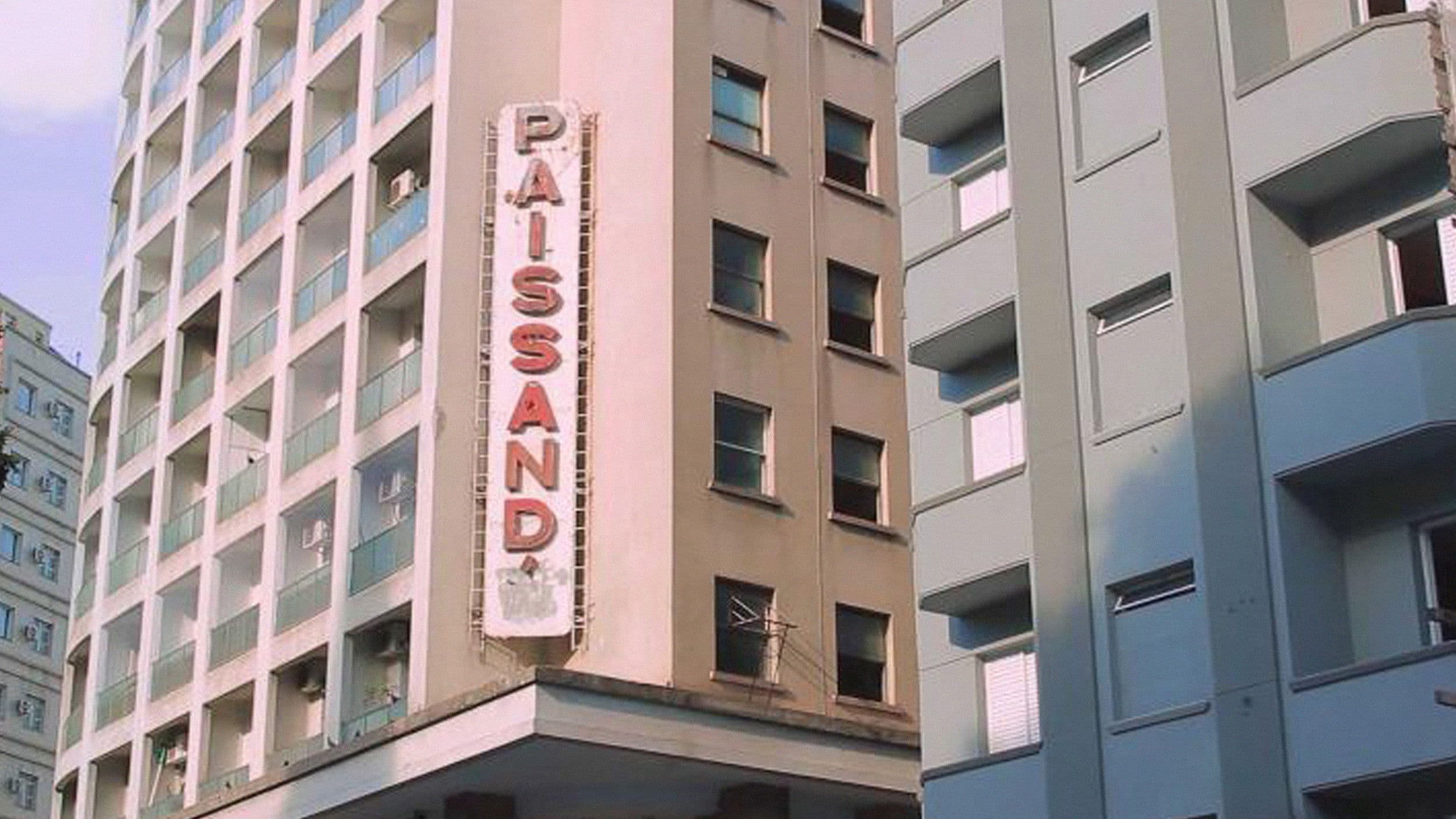 Através da Cidade Invisível