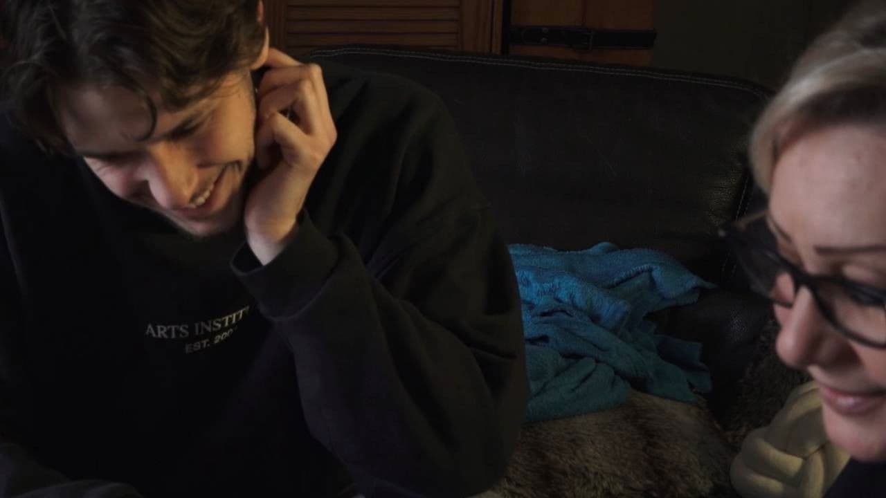 "Les mêmes yeux que ton père"