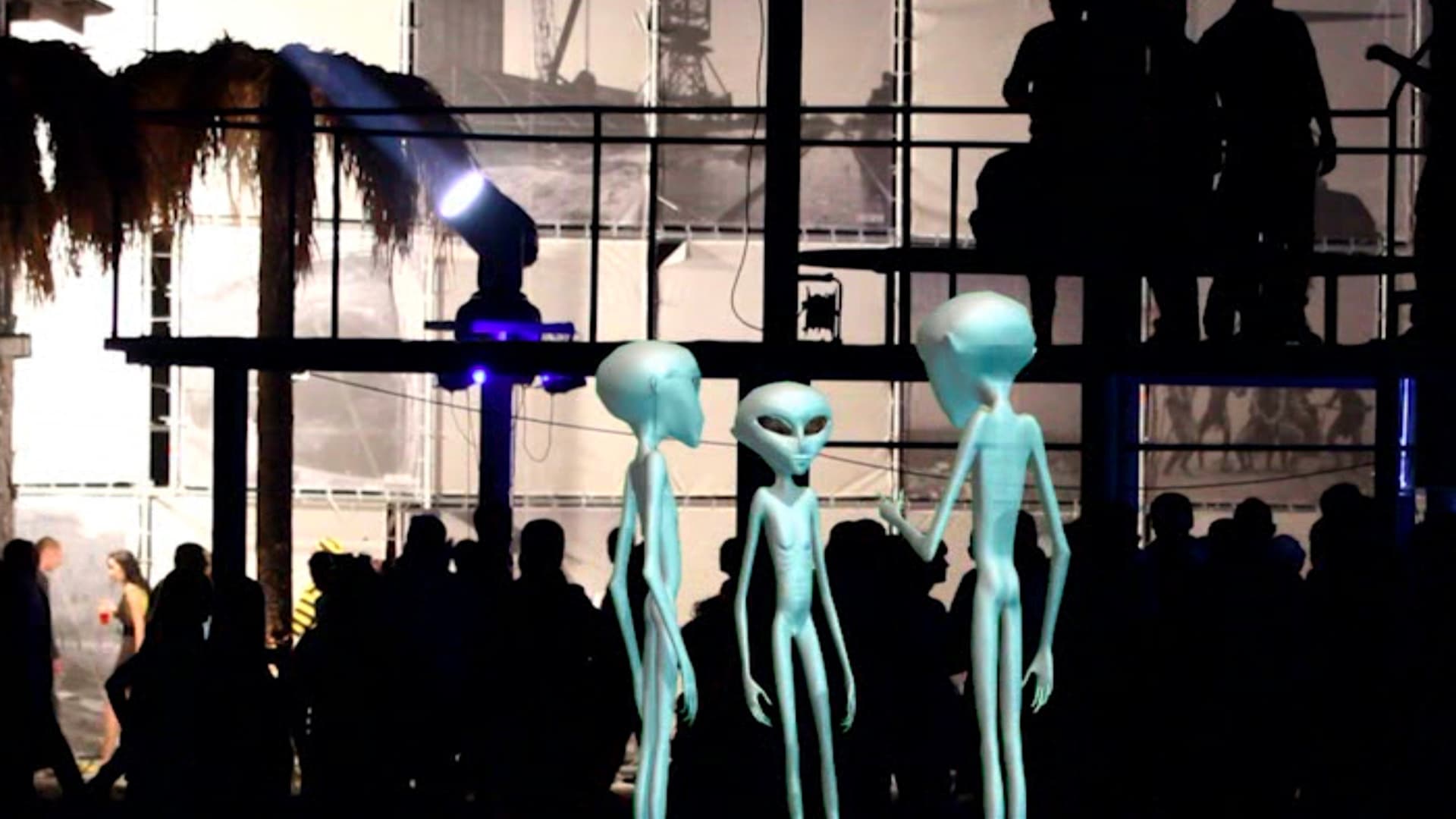 Stellar Quasar and the Scrolls of Dadelia