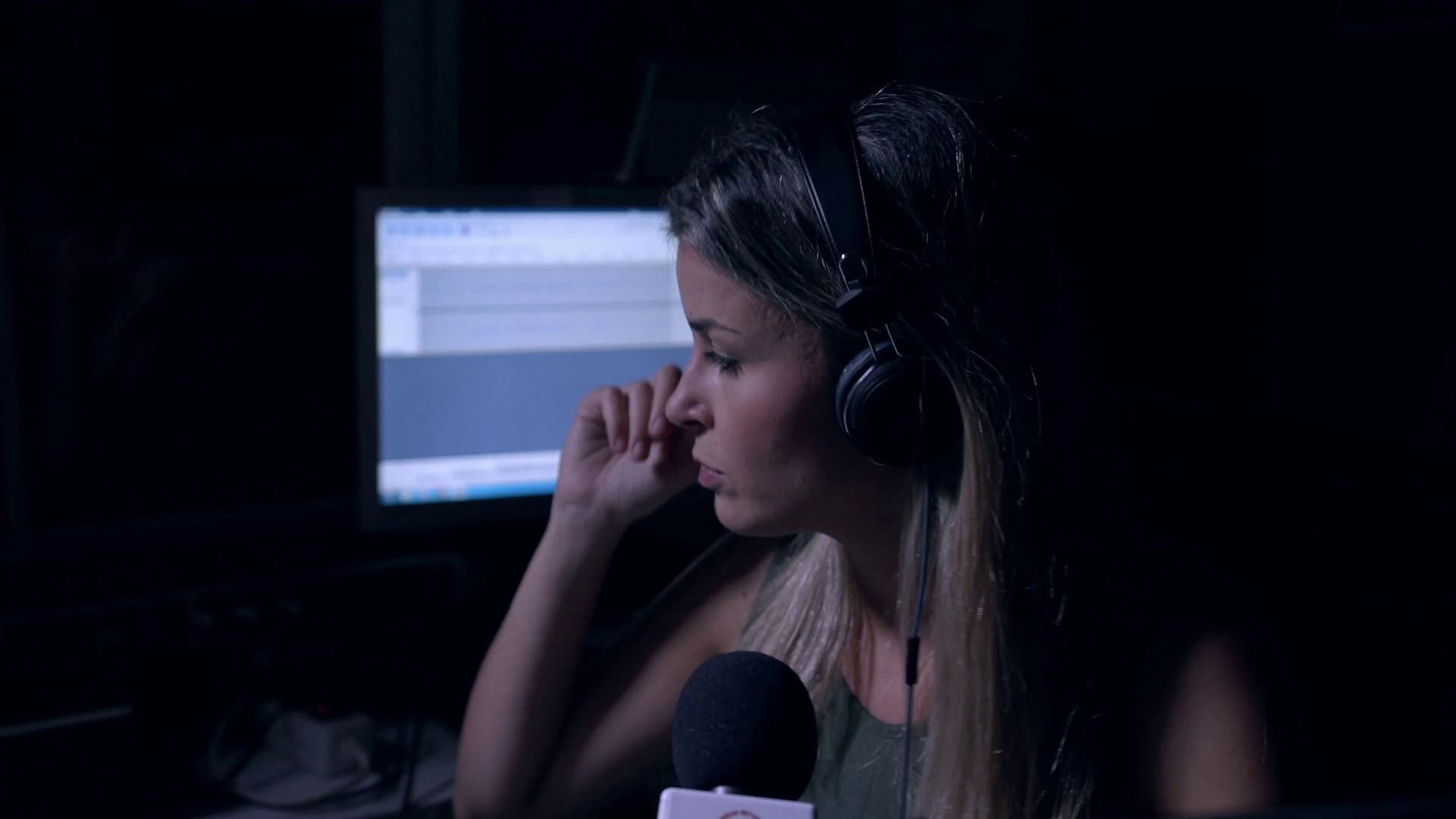 Ecos and Other Extraordinary Tales