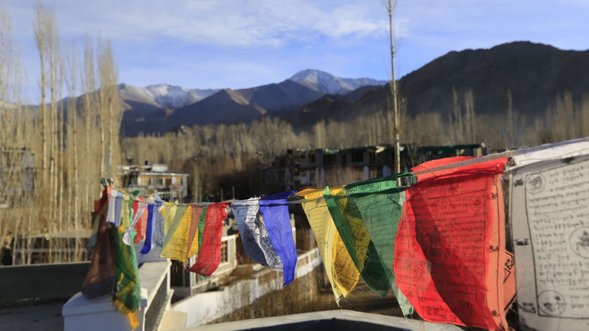 Chaddr – A River Between Us