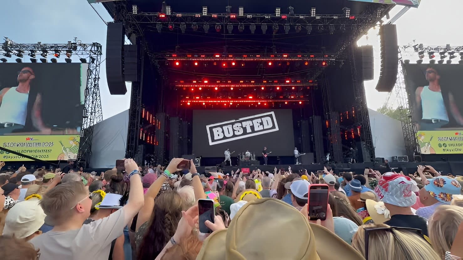 Busted - LIVE at Isle of Wight Festival