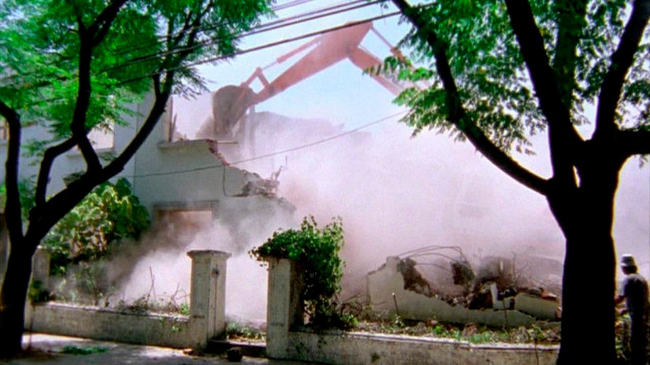 Aquí se construye (o Ya no existe el lugar donde nací)