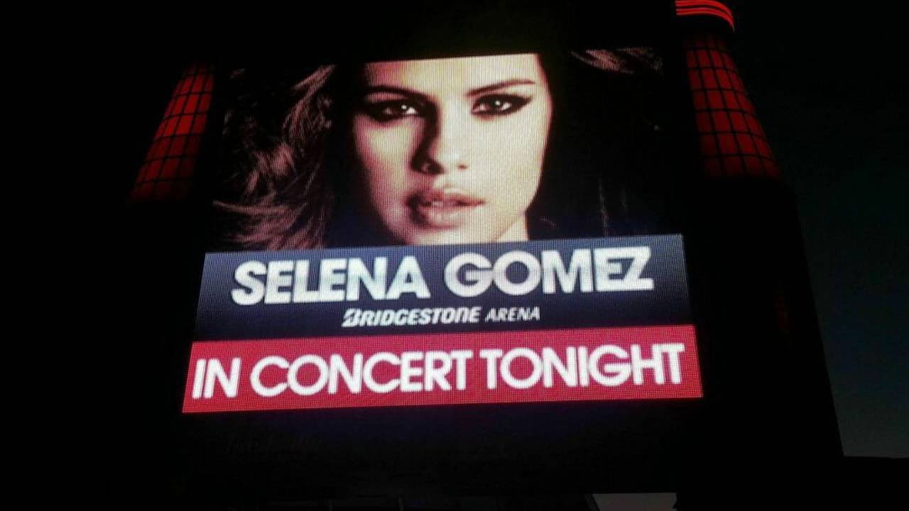 Selena Gomez: Jingle Bell Ball 2013