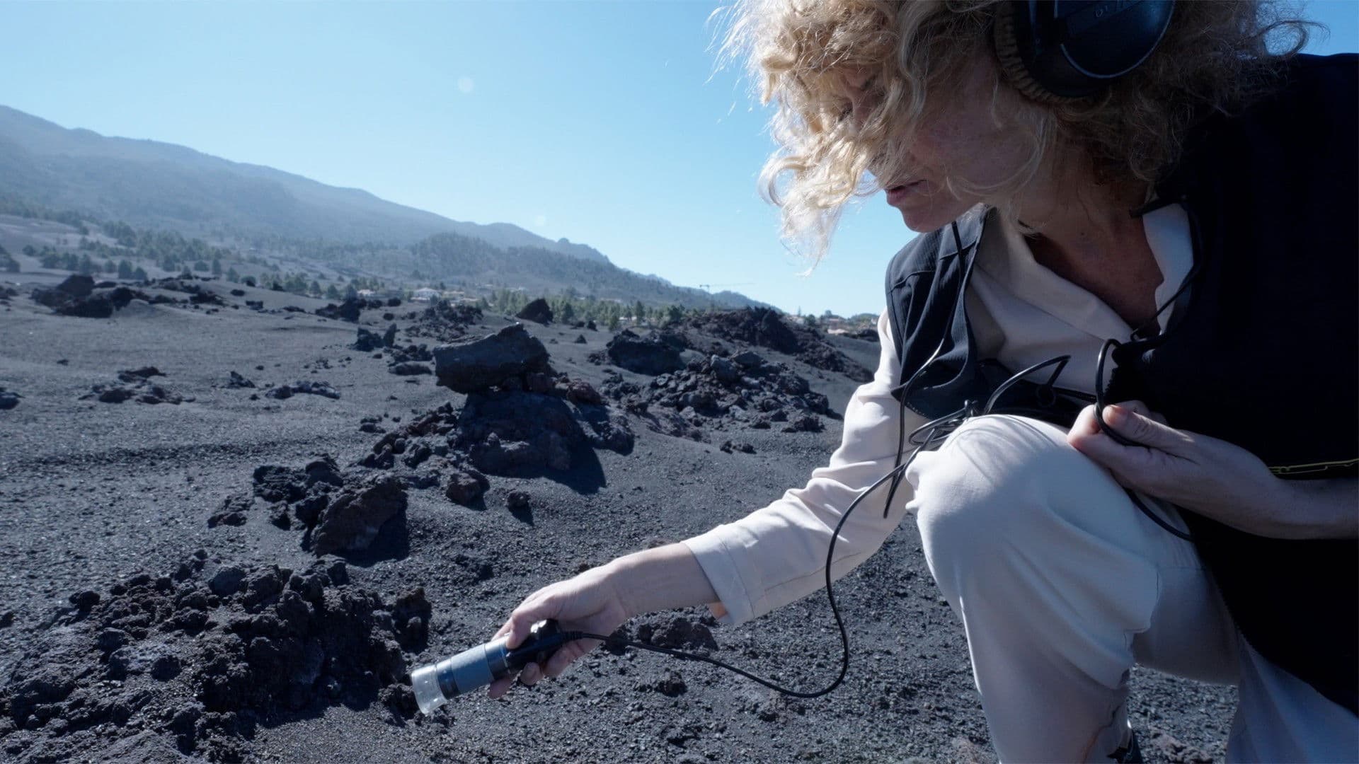 Do Rocks Dream of Flying ?