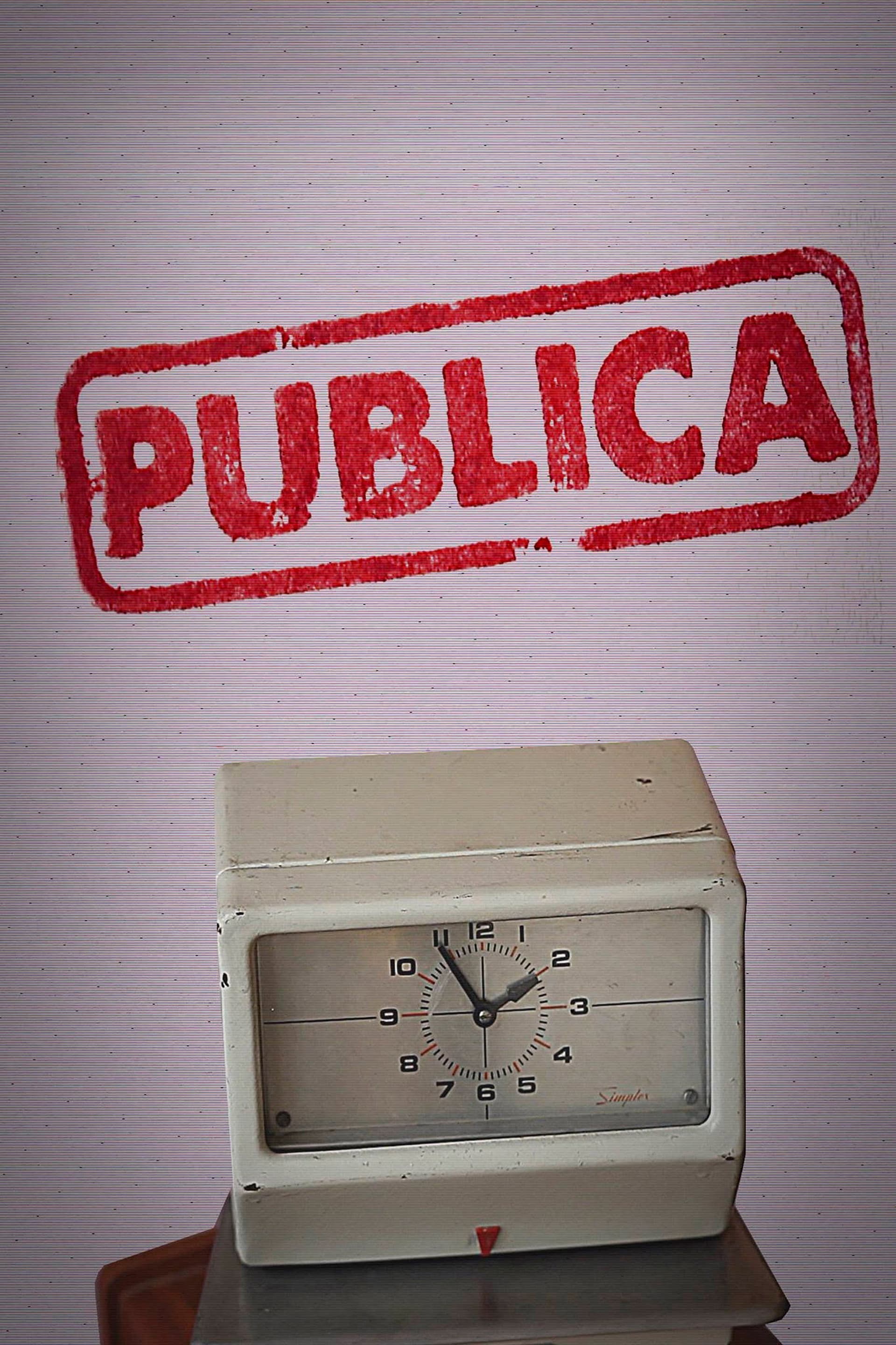 Pública