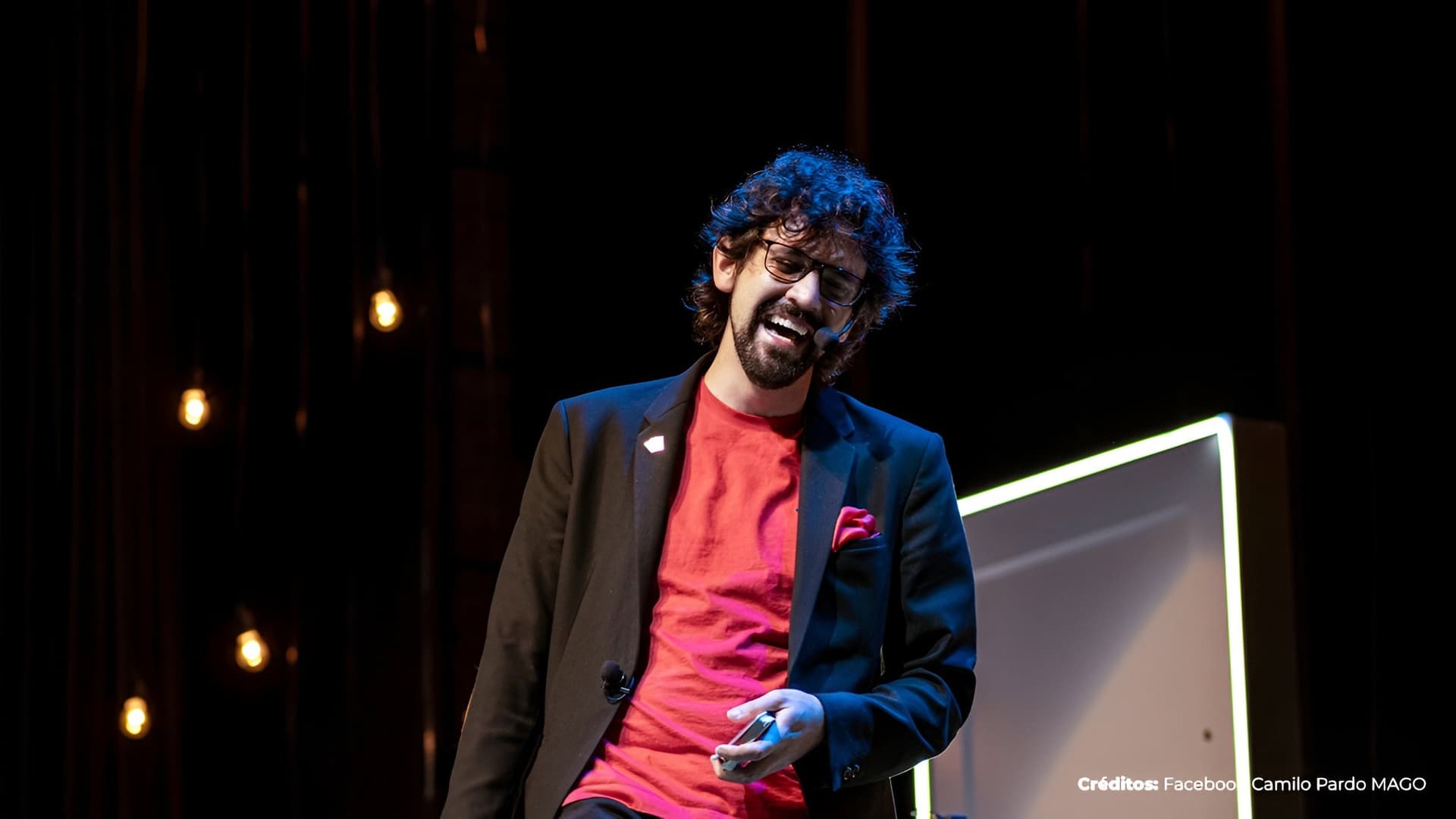 Camilo Pardo: Magia Blanca con Humor Negro