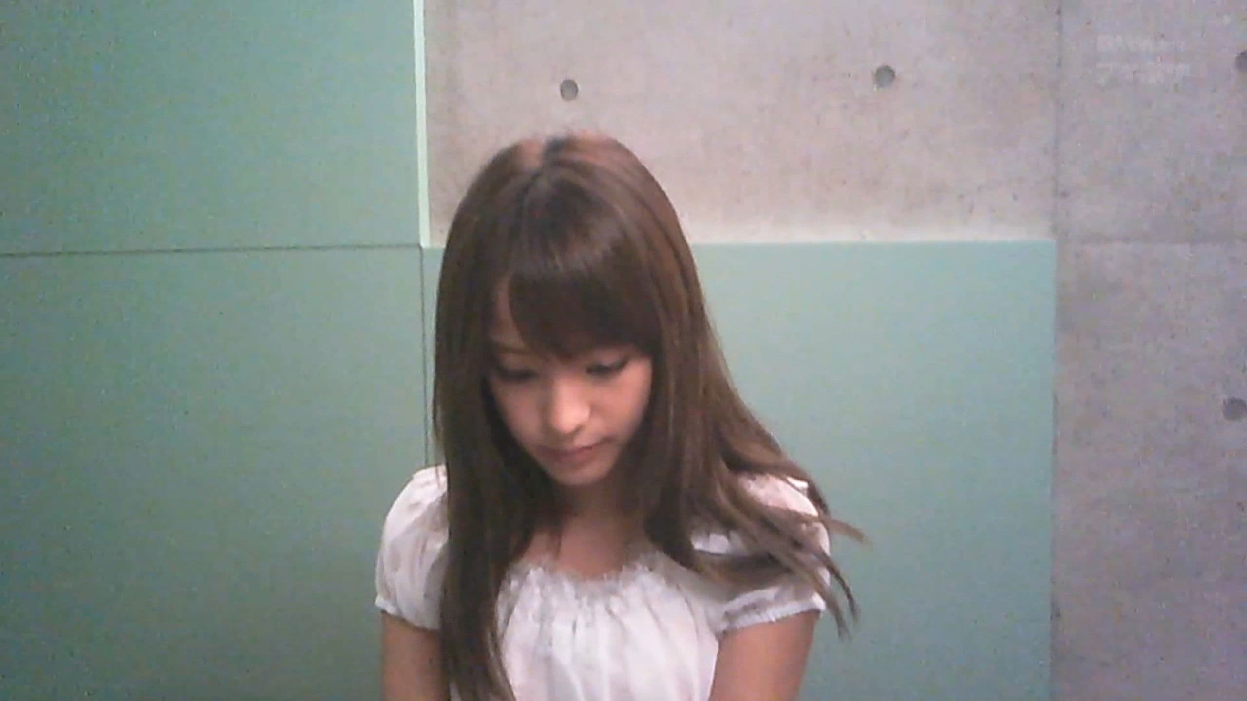 スキャンダル【熱愛編】 真剣交際でお持ち帰りされた桃乃木かな 盗撮映像 そのままAV発売！180分SPECIAL