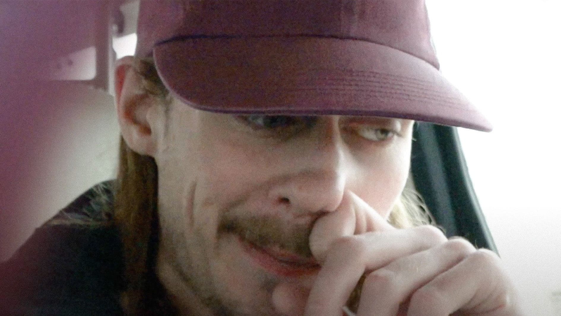 Misstänkt beteende. Håll uppsikt.