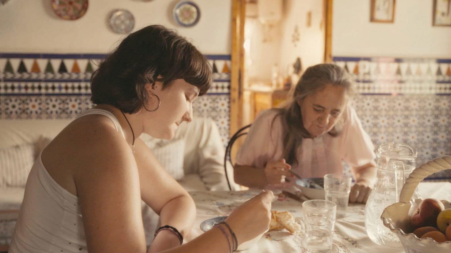 Quien Guarda Siempre Tiene