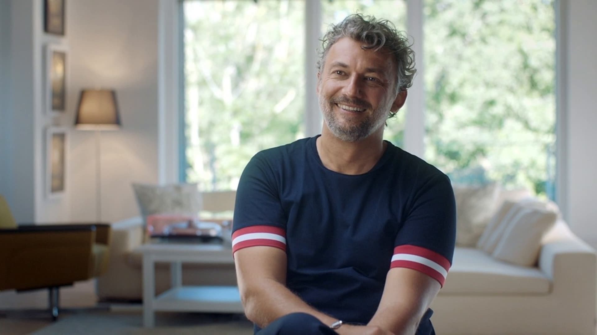 Jonas Kaufmann - A Global Star in Private