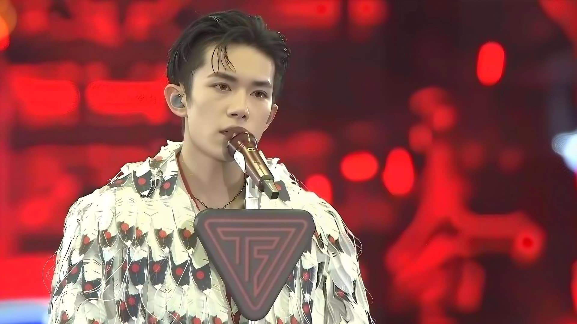 TFBOYS – 告白TheFever 2019 六周年演唱会