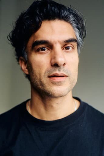 Farzad Farzaneh