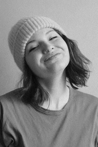 Michaela Mihalyi profile photo