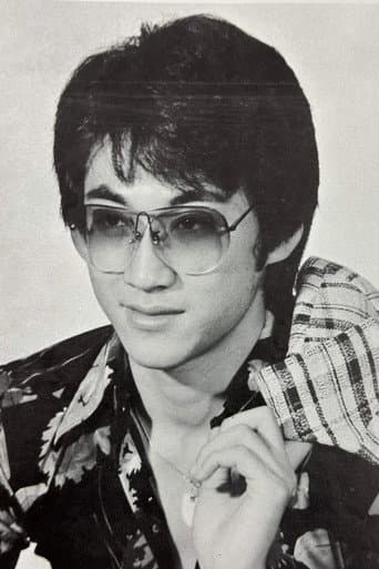 华伦
