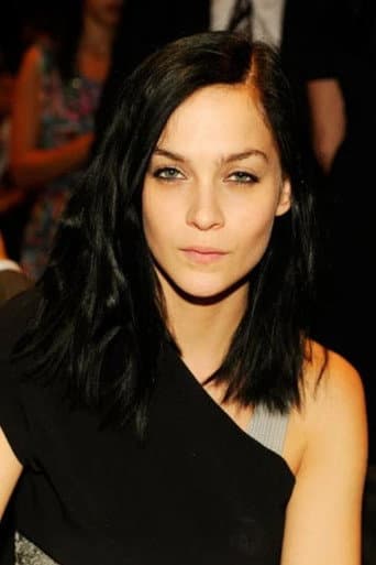 Leigh Lezark
