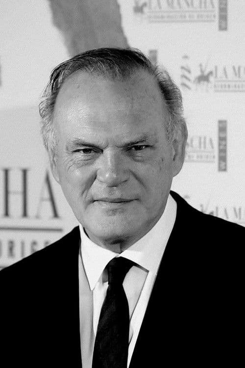 Pedro Piqueras profile photo