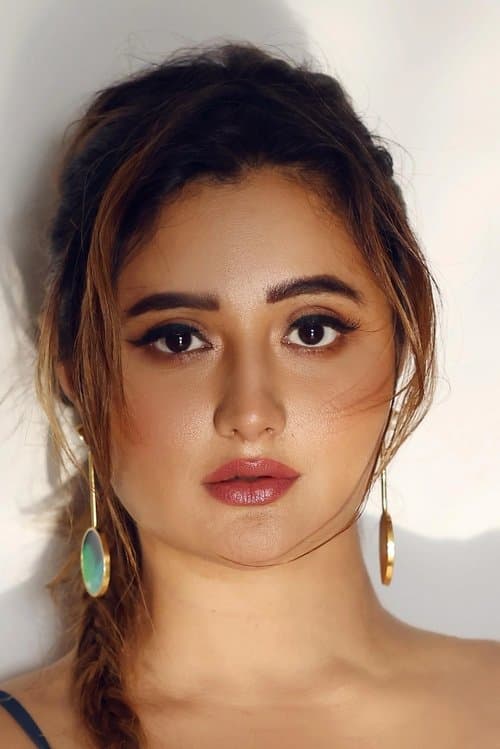 Rashami Desai profile photo