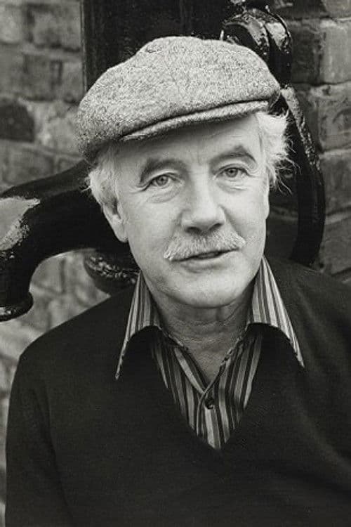 Fulton Mackay profile photo