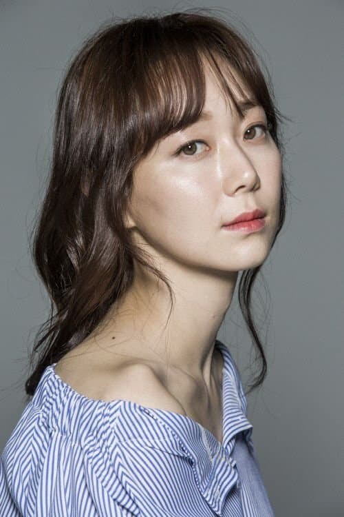 Lee You-young profile photo