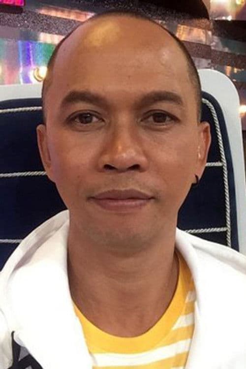 Somjit Jongjohor profile photo