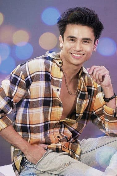 Migs Villasis profile photo