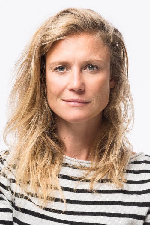 Sophie Hilbrand profile photo