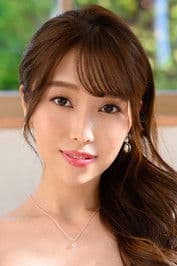 Aya Ueha profile photo