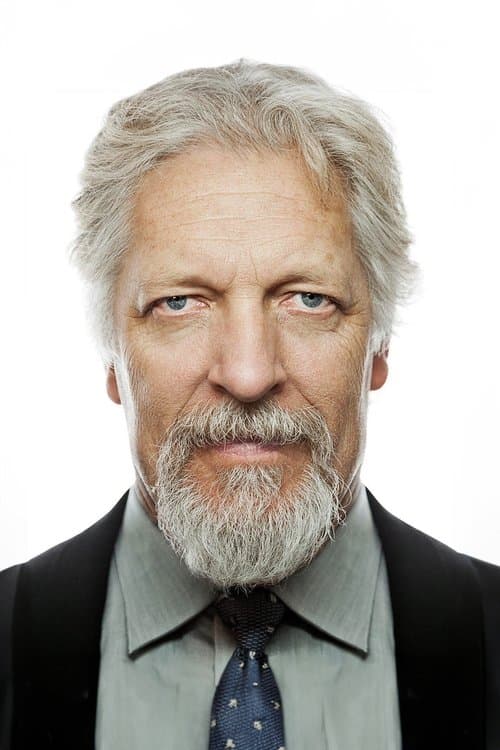 Clancy Brown profile photo
