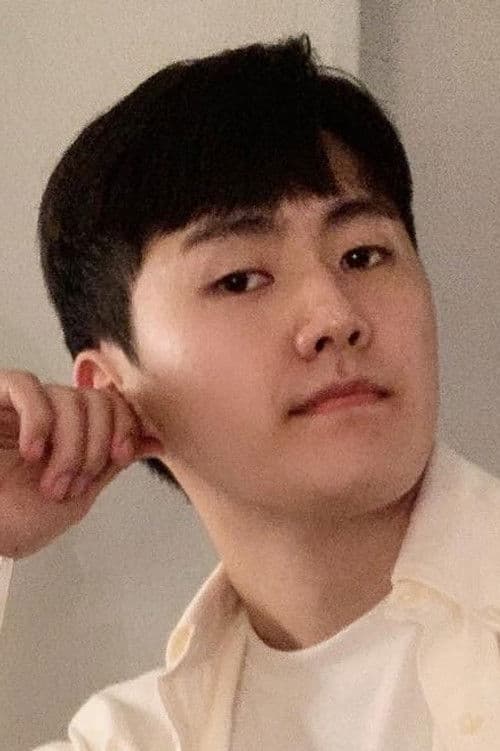 Jeon Jun-young profile photo