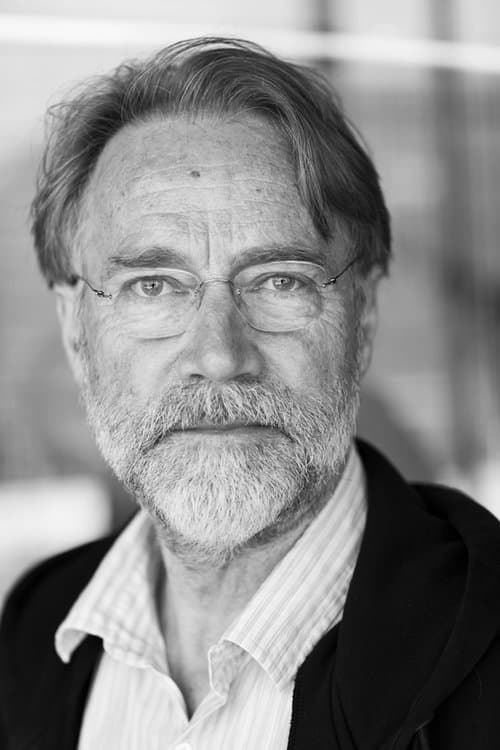 Niklas Falk profile photo