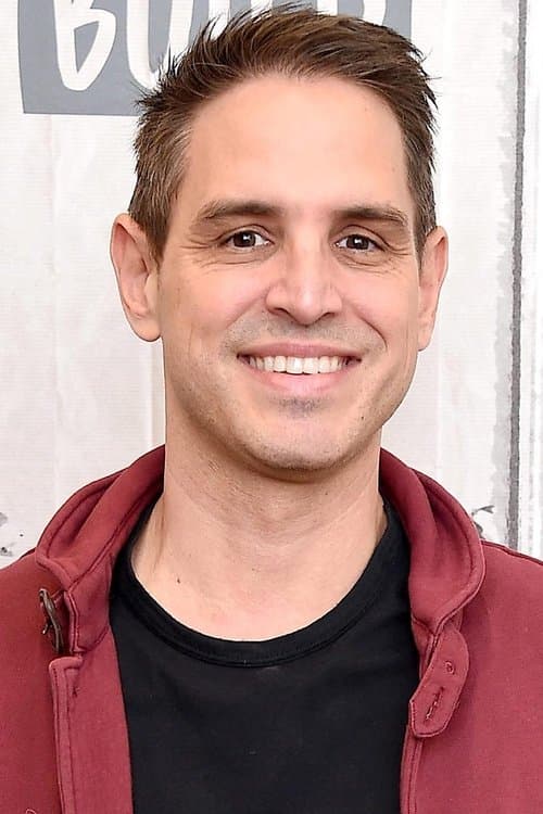 Greg Berlanti profile photo