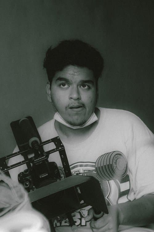 Julio Flores profile photo