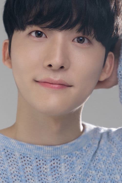 Lee Jun-young profile photo