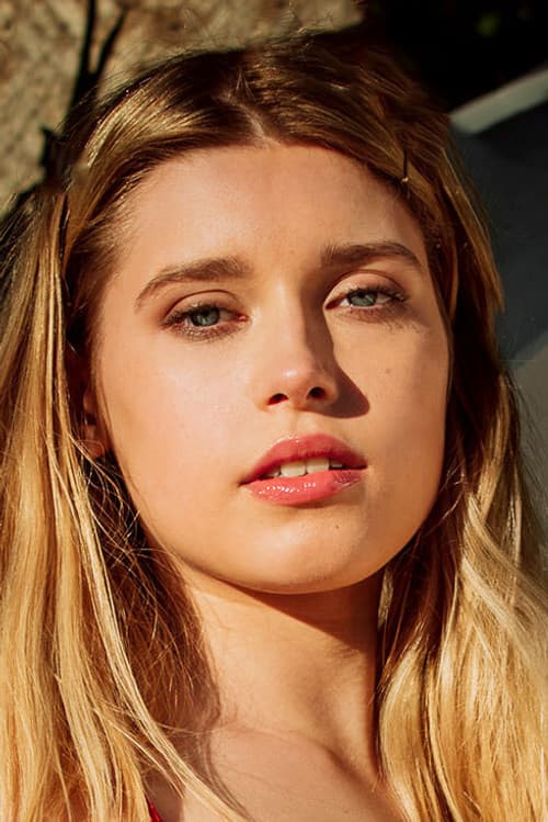 Freya Mayer profile photo