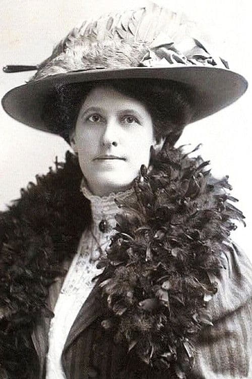 Louise Mackintosh profile photo