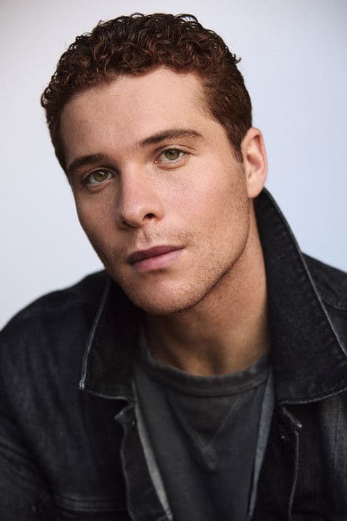 Oliver Harris Blank profile photo