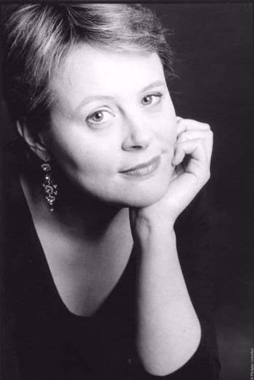 Hjördis Thébault profile photo