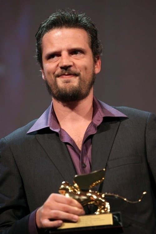 Seren Yüce profile photo