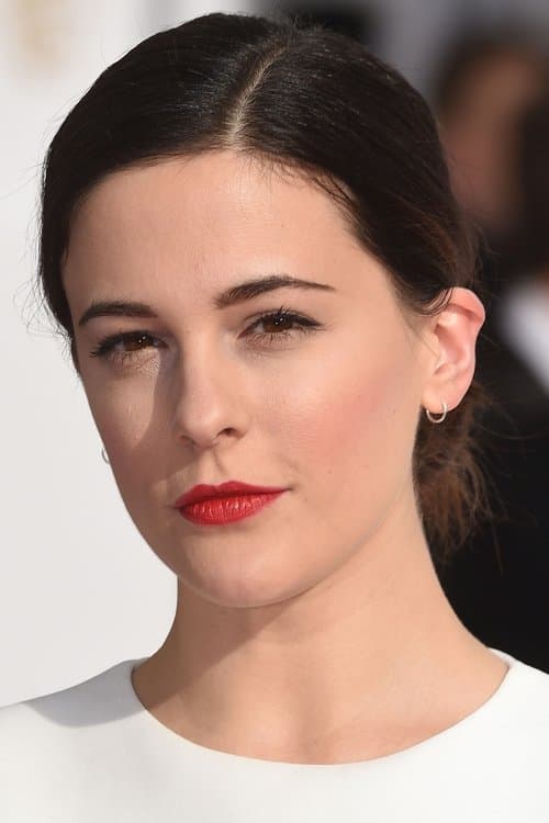 Phoebe Fox profile photo