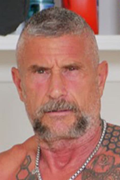 Dillon Hess profile photo