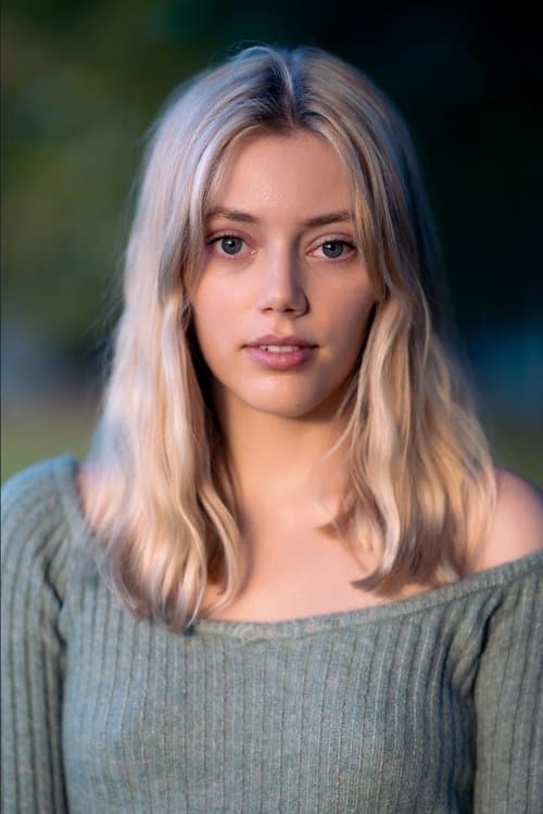 Grace Van Dien profile photo