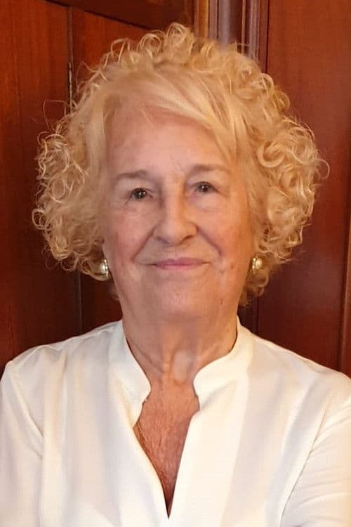 Mercedes Luzuriaga profile photo