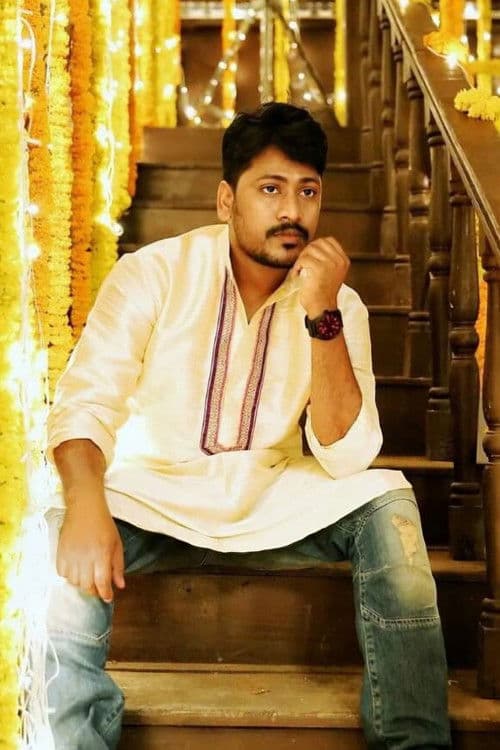 Josh Ravi profile photo