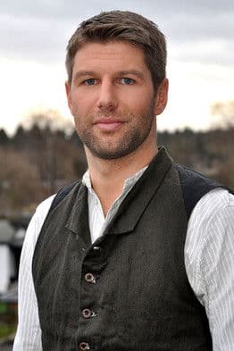 Thomas Hitzlsperger profile photo
