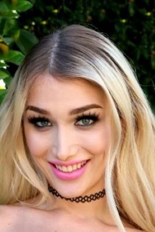 Luna Love profile photo