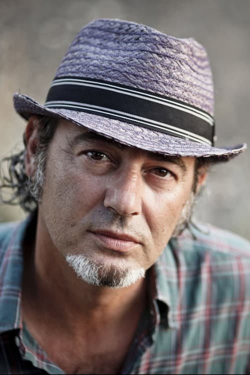 Luca Carboni profile photo
